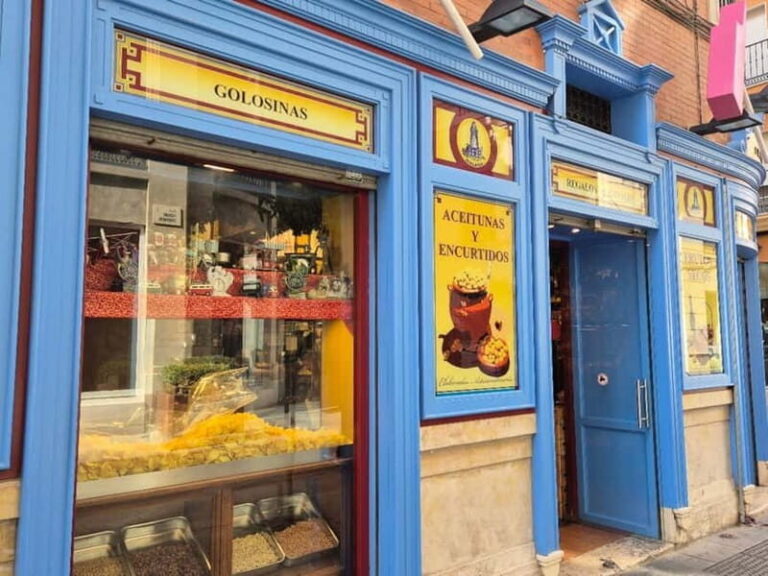 Málaga: Highlights Walking Tour with Drinks and Tapas - Final Thoughts