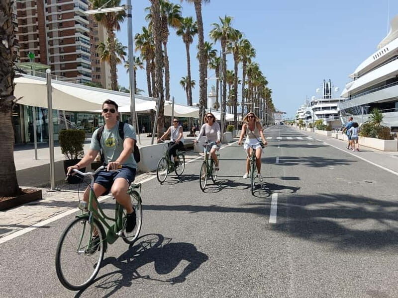 Malaga: The Enchanting Walking Tour - Why This Tour Works for Different Types of Travelers