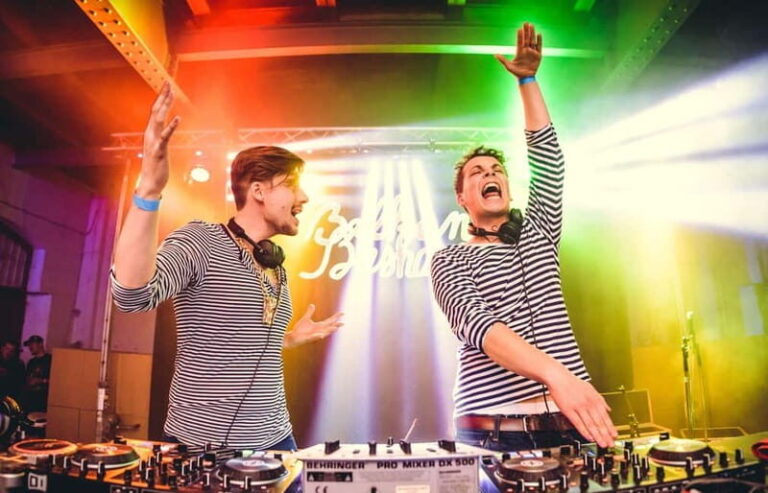 Malalata Party: Music cruises by sightseeing boats - Final Thoughts