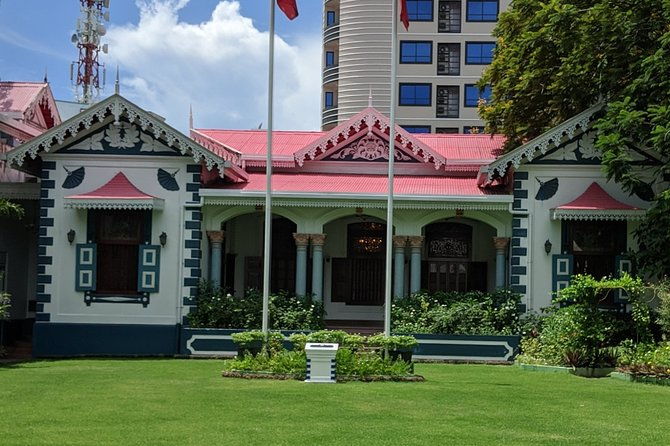 Male' City Tour - Language options (English/Spanish/French/Italian) - A quick look at what makes this tour worthwhile