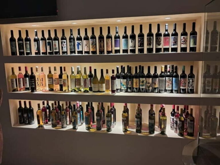 Mallorca: Exclusive wine tour with breakfast, wine tasting, and paella - Practical Details and Why They Matter