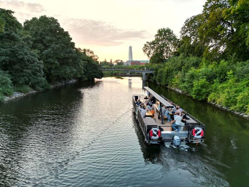 Malmö: Canal Cruise with Music Quiz - The Experience: Details That Matter