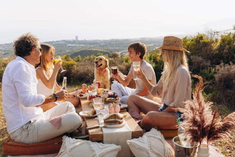 Marbella: Private Luxury Pop-Up Picnic - What to Expect at Each Location