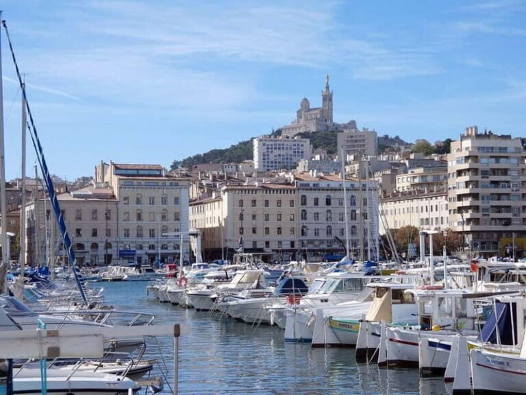 Marseille: Christmas Market Walking Tour - What You Can Expect During the Tour