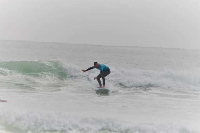 Matosinhos: Surfing Lesson with Equipment - Why This Surf Lesson Offers Great Value