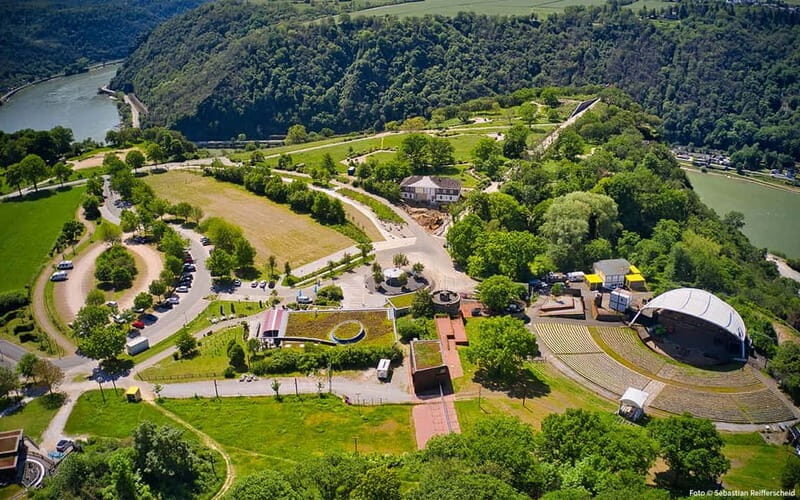 Middle Rhine Valley: Winegrower's mulled wine tasting with prior Loreley boat trip - Transportation and Practical Details