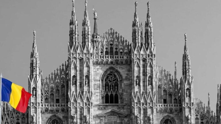 Milan: Duomo Fast-Track & Rooftop Access  Tour in Romanian - Breaking Down the Itinerary