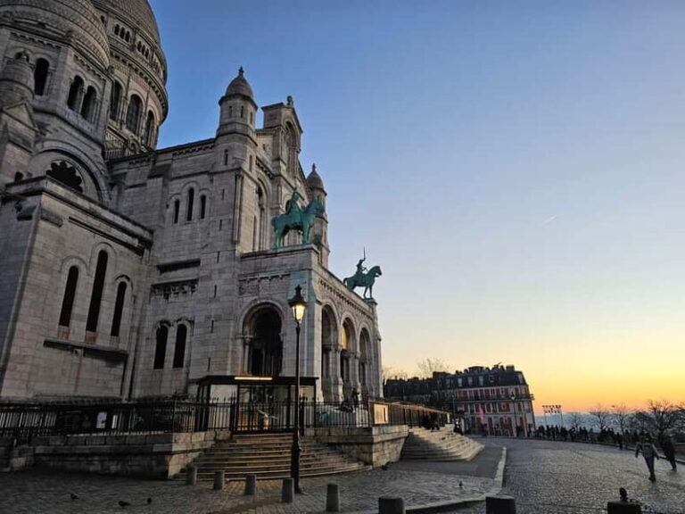 Montmartre Before the Crowds: Walk Tour & Breakfast - Practical Details: What You Need to Know