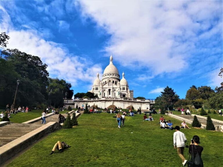 Montmartre : private family tour - Authentic Experiences and Hidden Gems