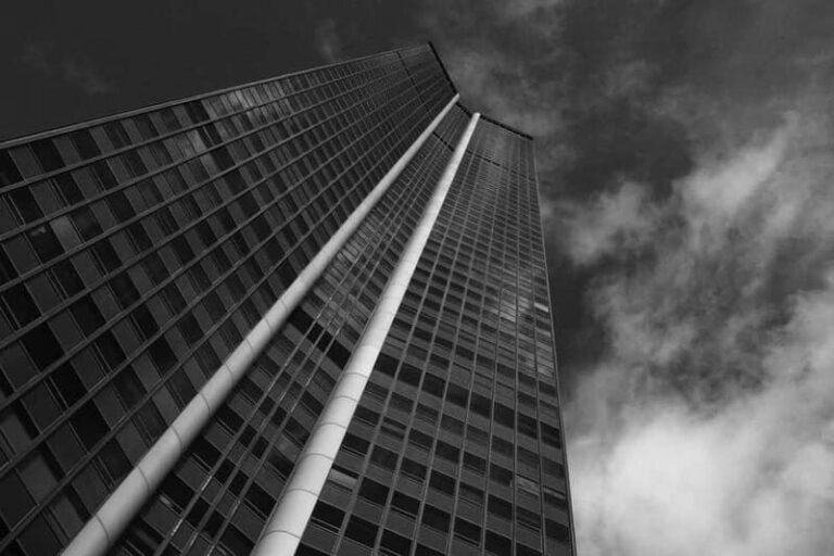 Montparnasse: Walking Tour & Rooftop Paris Views - What’s Included & What’s Not
