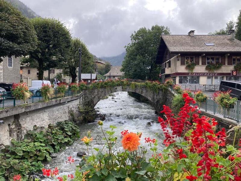 Morzine : Private Walking Guided Tour - Starting Point: The Town Hall and First Impressions