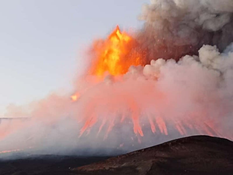 Mount Etna: Summit Tour by Jeep and Cable Car