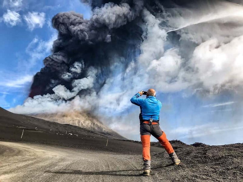 Mount Etna: Trek to 3000m with cable car and jeep - Equipment and Practical Tips