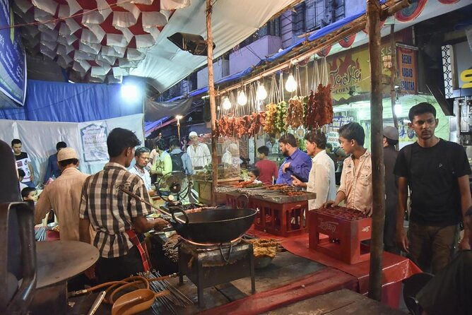 Mumbai Spice Markets and Bazaars Tour with Guide and Transport - A Journey Through Mumbai’s Spice Markets and Bazaars