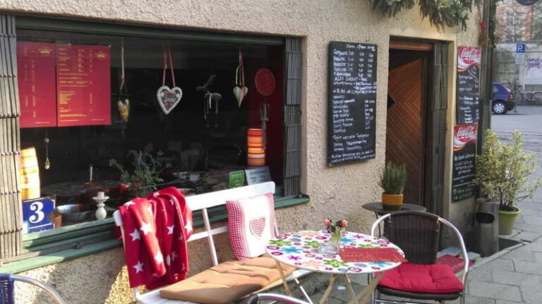 Munich: 3-Hour Food Tour Through Schwabing in German - Why This Tour Works Well for Travelers