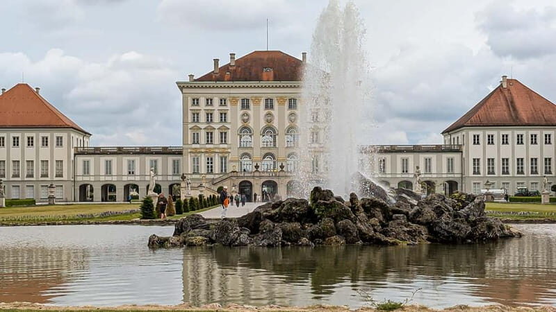 Munich: Nymphenburg Palace Guided Tour with an Architect - What to Expect on the Tour