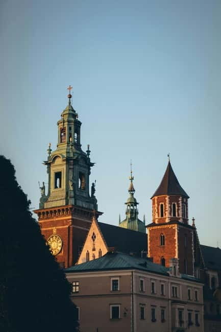 Mysterious Wawel Cathedral and Wawel Courtyard Guided Tour - What’s Included and What to Keep in Mind