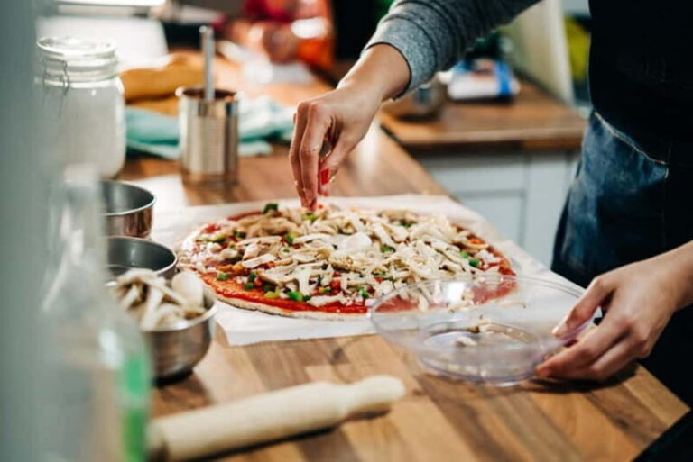 Naples: Neapolitan Pizza Making Class - Authentic Experience - The Lesson: Kneading, Shaping, and Cooking