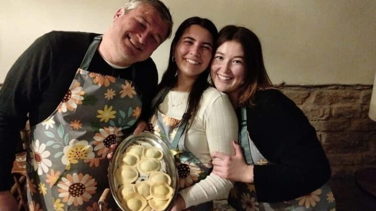 Naples: Pasta and Tiramisu Cooking Class with Wine - Why This Tour Offers Value