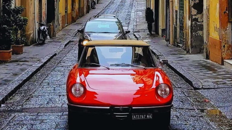 Naples: Scenic Tour on a Vintage Car - Itinerary Breakdown