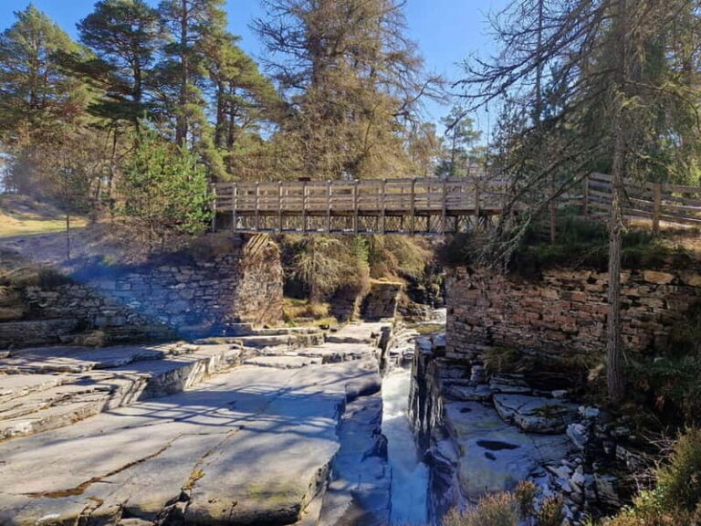 Natural Landscapes of Aberdeenshire and the Cairngorms - A Close Look at the Tour