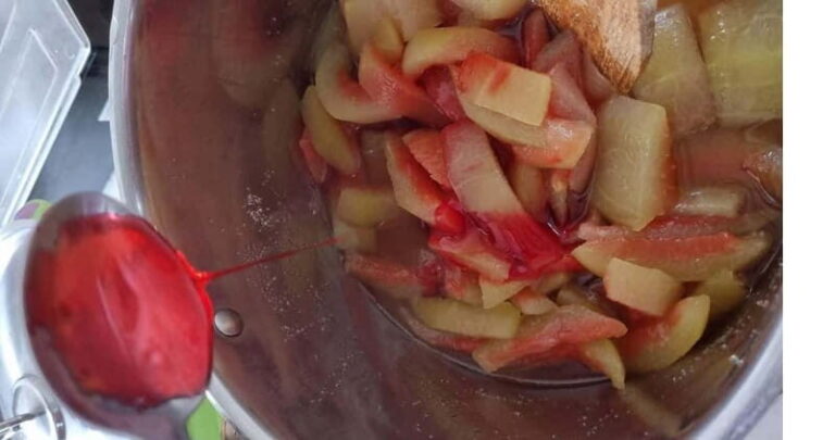 Naxos: Hands-On Cooking Class with Local Wine - The Scenic Setting and Atmosphere