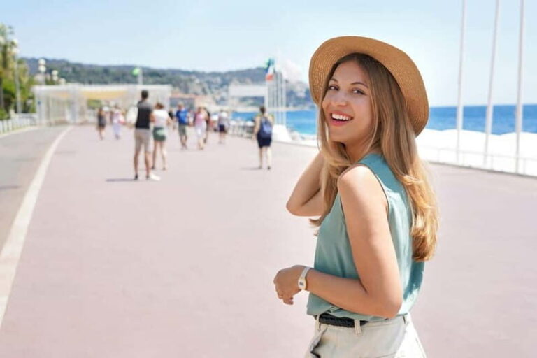 Nice: Old Town Private Walking Tour with Côte d'Azur Cruise - Practical Details: What to Expect from the Tour