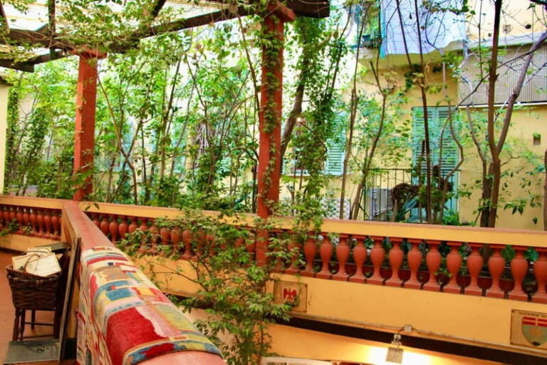 Nice: Walking Tour of Port Lympia & Antiques District - A Closer Look at the Itinerary