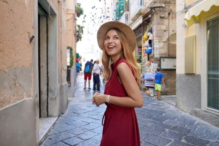 Nîmes: Express Walk with a Local in 60 minutes - An Honest Look at the Nîmes Express Tour