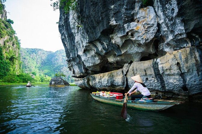 Ninh Binh and Ancient Hoa Lu Temples Tour from Hanoi - Exploring the Ninh Binh and Hoa Lu Temples Tour from Hanoi: A Detailed Overview