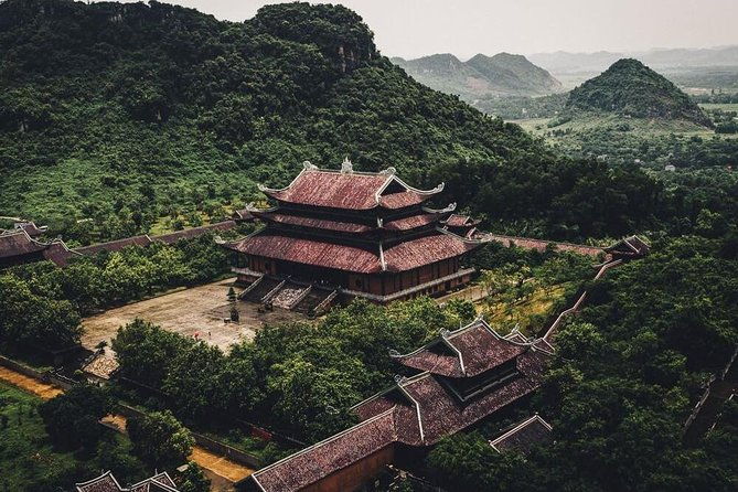 Ninh Binh and Hoa Lu Acient Citadel with Optional Biking - Discovering Ninh Binh and Hoa Lu: An Authentic Day Trip from Hanoi