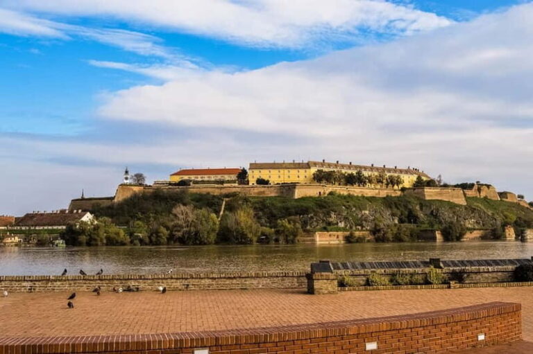 Novi Sad: Private Romantic Tour - The Experience Provider