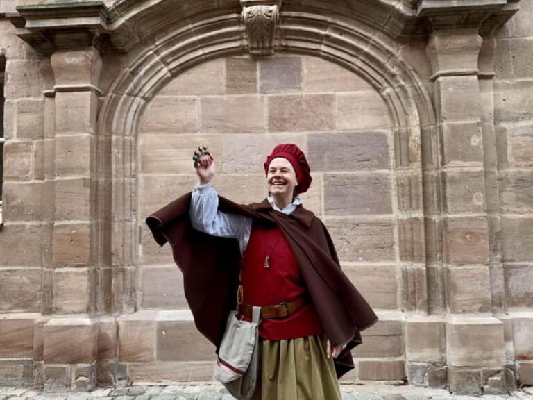 Nuremberg: Theater Tour "The Executioner's Wife" - Who Will Enjoy This Tour?