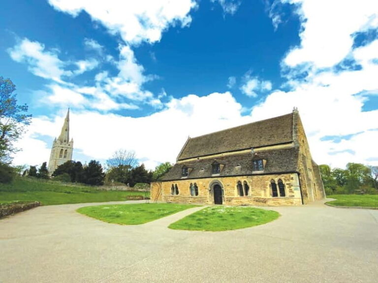 Oakham: Guided Walking Tour - Key Points