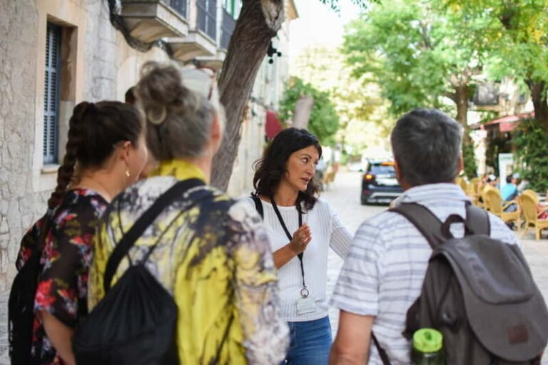 Off the Beaten Path: Secrets of Palma Walking Tour - A Closer Look at the Tour Experience