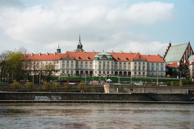 Old Town Panorama Cruises - What You Can Expect from the Old Town Panorama Cruises