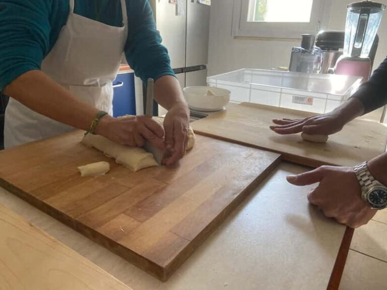 Ostuni: cooking class for fried panzerotti and puccitedde - The Experience in Detail
