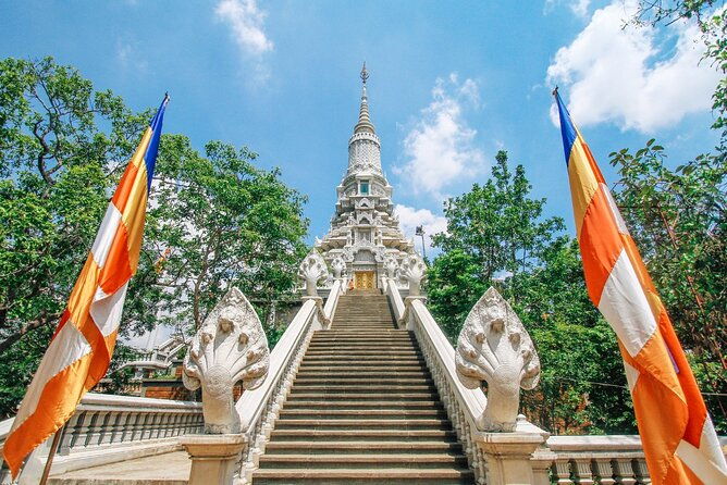 Oudong Temples Private Tour from Phnom Penh - Key Points