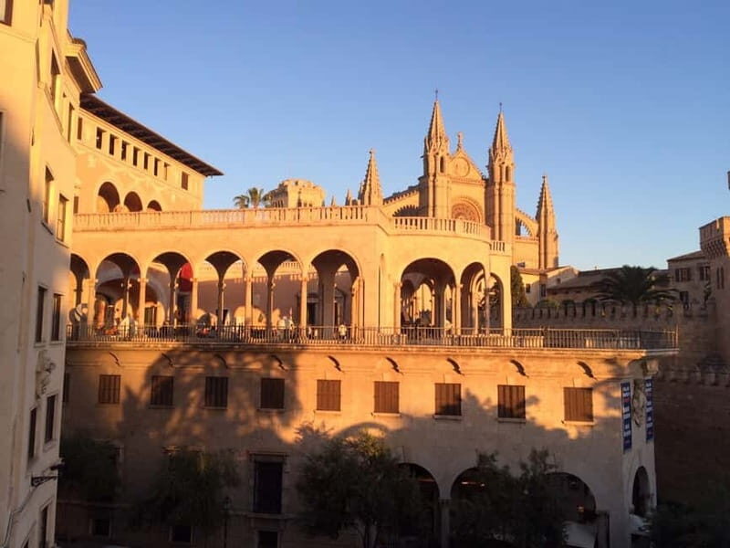 Palma Old Town Insider Tour with visit of the Cathedral - Discovering Palma: A City of Contrasts and Charm