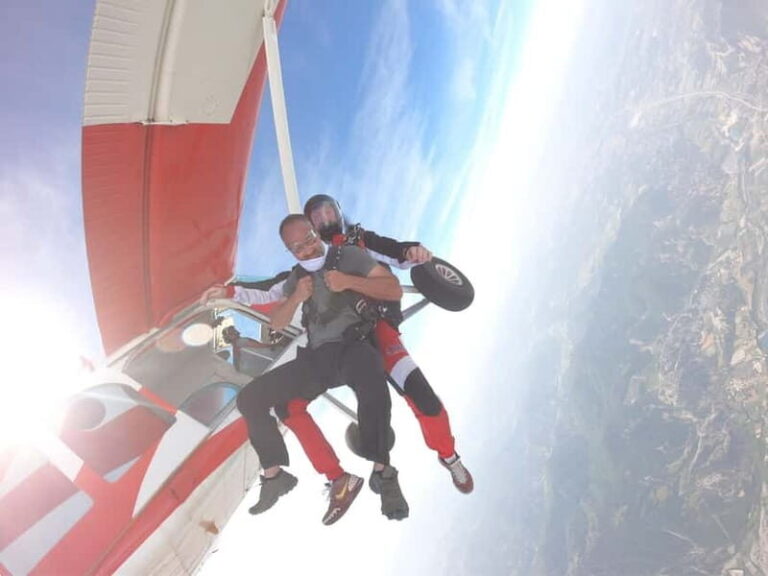 Parachute jumping at Gap-Tallard - Why This Experience Is Worth It