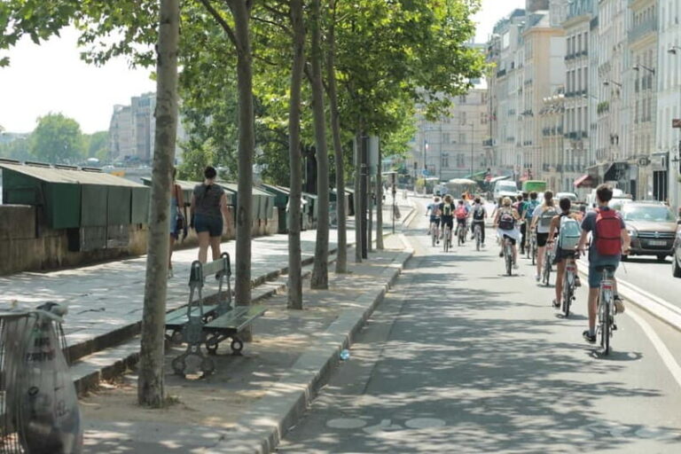Paris: Bike tour of the historic heart - The itinerary: what to expect