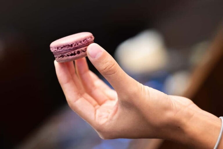 Paris: Food and Wine Tasting Walking Tour in Le Marais - Why This Tour Works