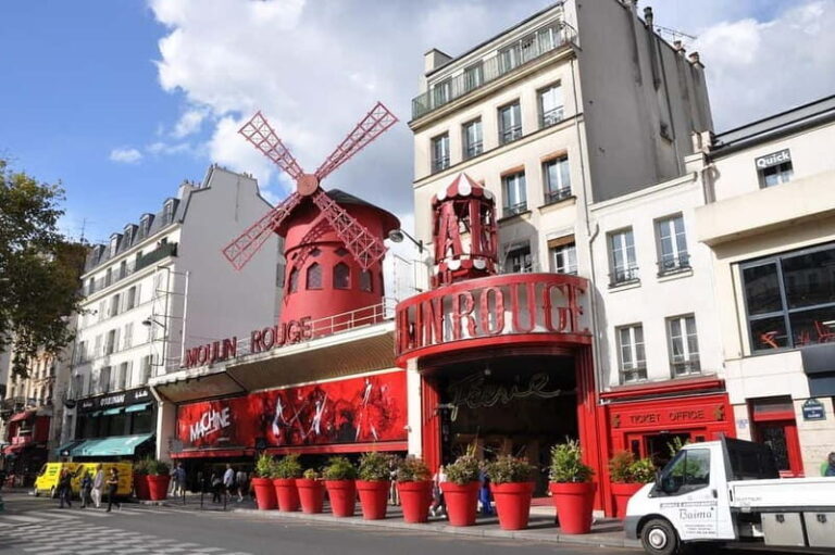 Paris: Montmartre Guided Walking Tour - The Itinerary: What to Expect