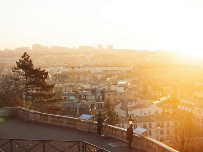 Paris: Montmartre Hidden Gems and Highlights Walking Tour - What the Tour Is and Isn’t