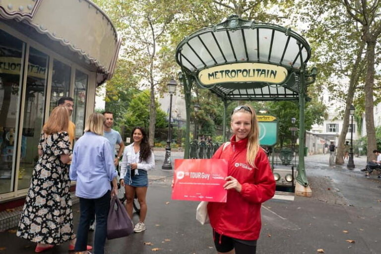 Paris: Montmartre, Notre-Dame, & Louvre Tour with Cruise - Starting in Montmartre: Artistic Roots and Panoramic Views