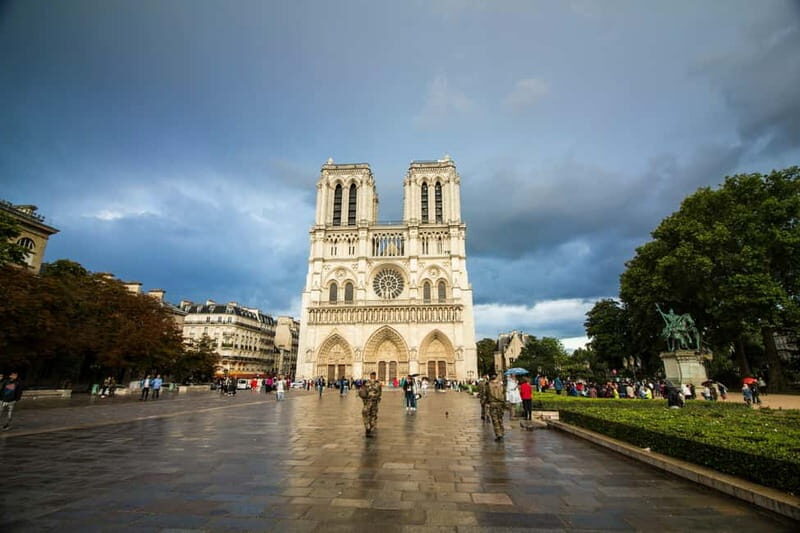 Paris: The Notre-Dame Photowalk Experience - Who Should Consider This Tour?