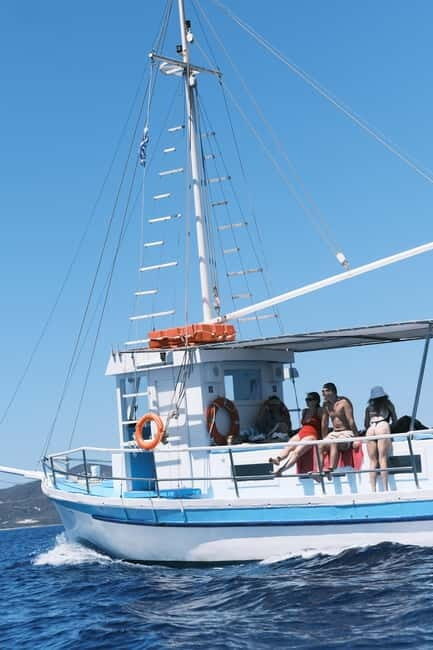 Paros: Paros Bay Boat Trip with Snorkeling - Analyzing the Value