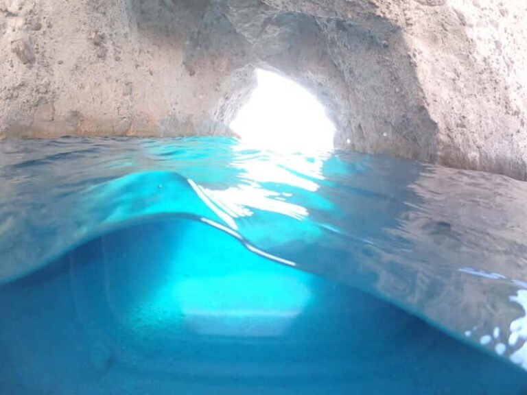 Paros: Signature 4-hour tour of Paros-Antiparos - Who Will Love This Tour?