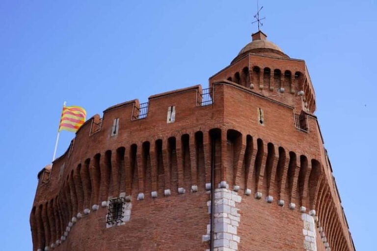 Perpignan: 2-hour Best Intro Walking Tour with a Local - Why Choose This Tour?