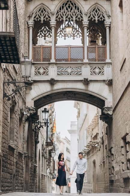 Photographer in Barcelona - The Value of a Professional Photo Tour in Barcelona